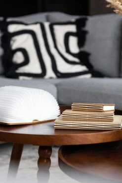 LEDR Boek Lamp Maple Medium 6 LEDR Boek Lamp Maple Medium -Klean Kanteen Winkel 76993 ledr book lamp maple medium