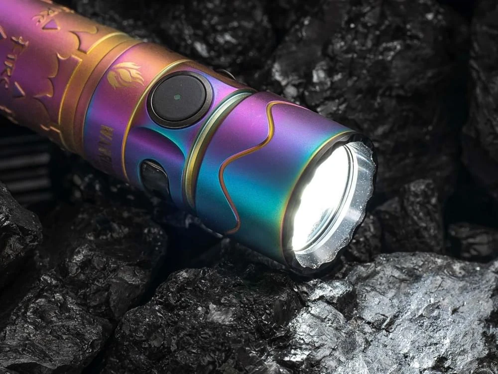 Olight Warrior Mini 2 Limited Edition Zaklamp Multicolor 7 Olight Warrior Mini 2 Limited Edition Zaklamp Multicolor - Afbeelding 7